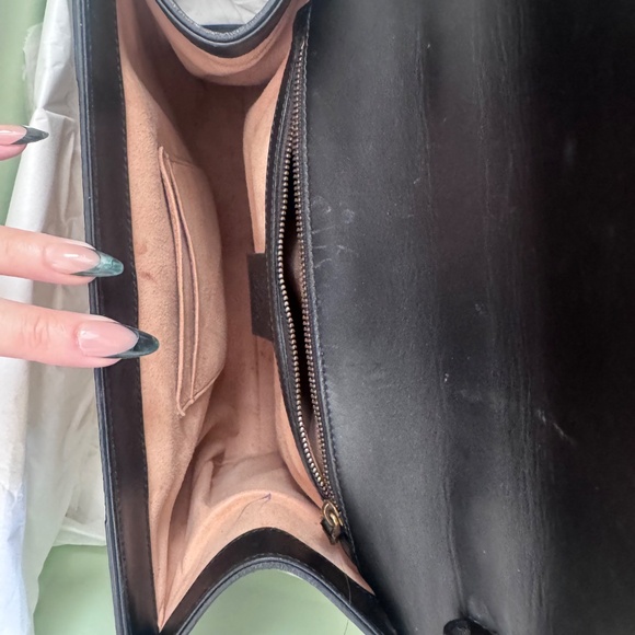 Gucci handbag w original box - Picture 2 of 12